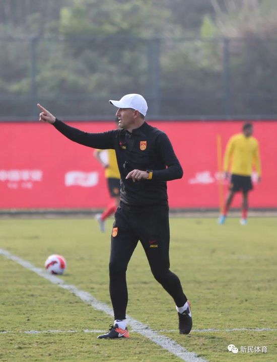 和老外3p爽粗大免费视频