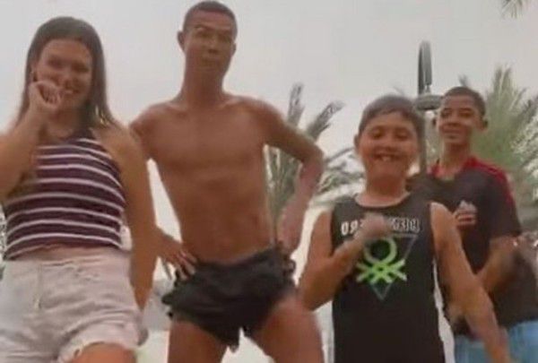 魅男man浴室裸体gay摄像