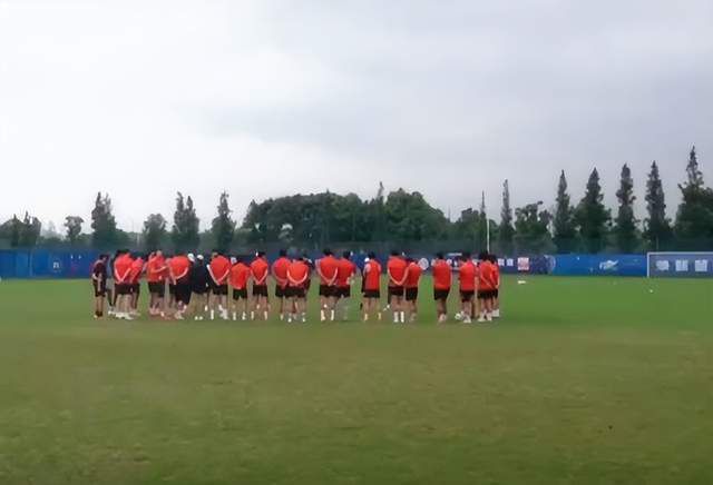 丰胸沙龙理疗